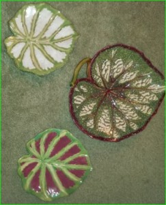 from MADELENA online specialist ecommerce dealer in majolica, Staffordshire figures, R. Lalique glass, samplers and Dec. Arts