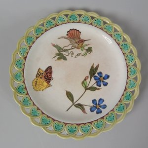 Wedgwood Majolica Hummingbird & Butterfly Plate