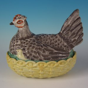Staffordshire Pottery Hen with Chicks on Nest