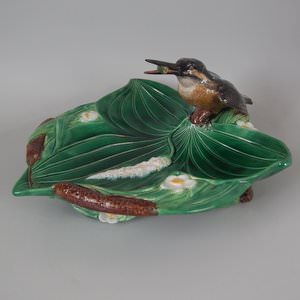 George Jones Majolica Lily Dish With Kingfisher