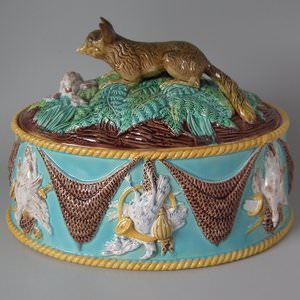 George Jones Fox Game Pie Dish