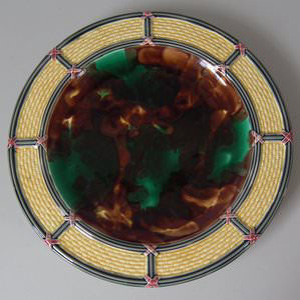 Wedgwood Majolica Mottled Center Plate
