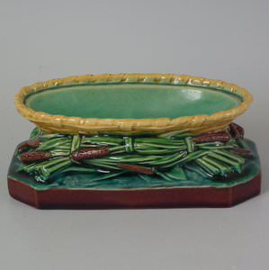 Minton Majolica Cattail Dish