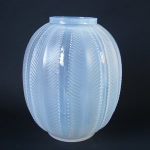 Rene Lalique Cased Opalescent Glass 'Biskra' Vase