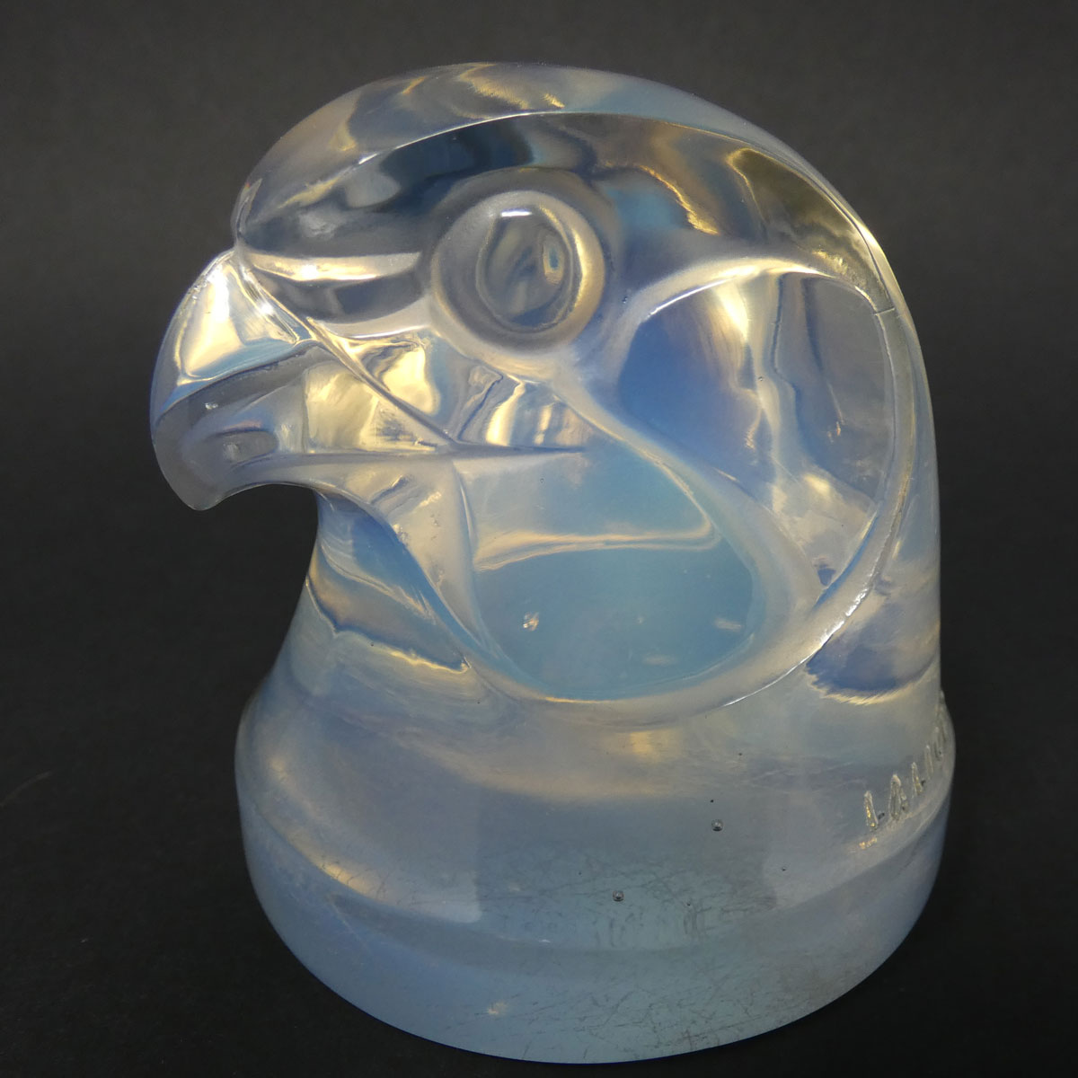 Rene Lalique Glass Opalescent Tete d'epervier Falcon Mascot - ID#22515 Image 1