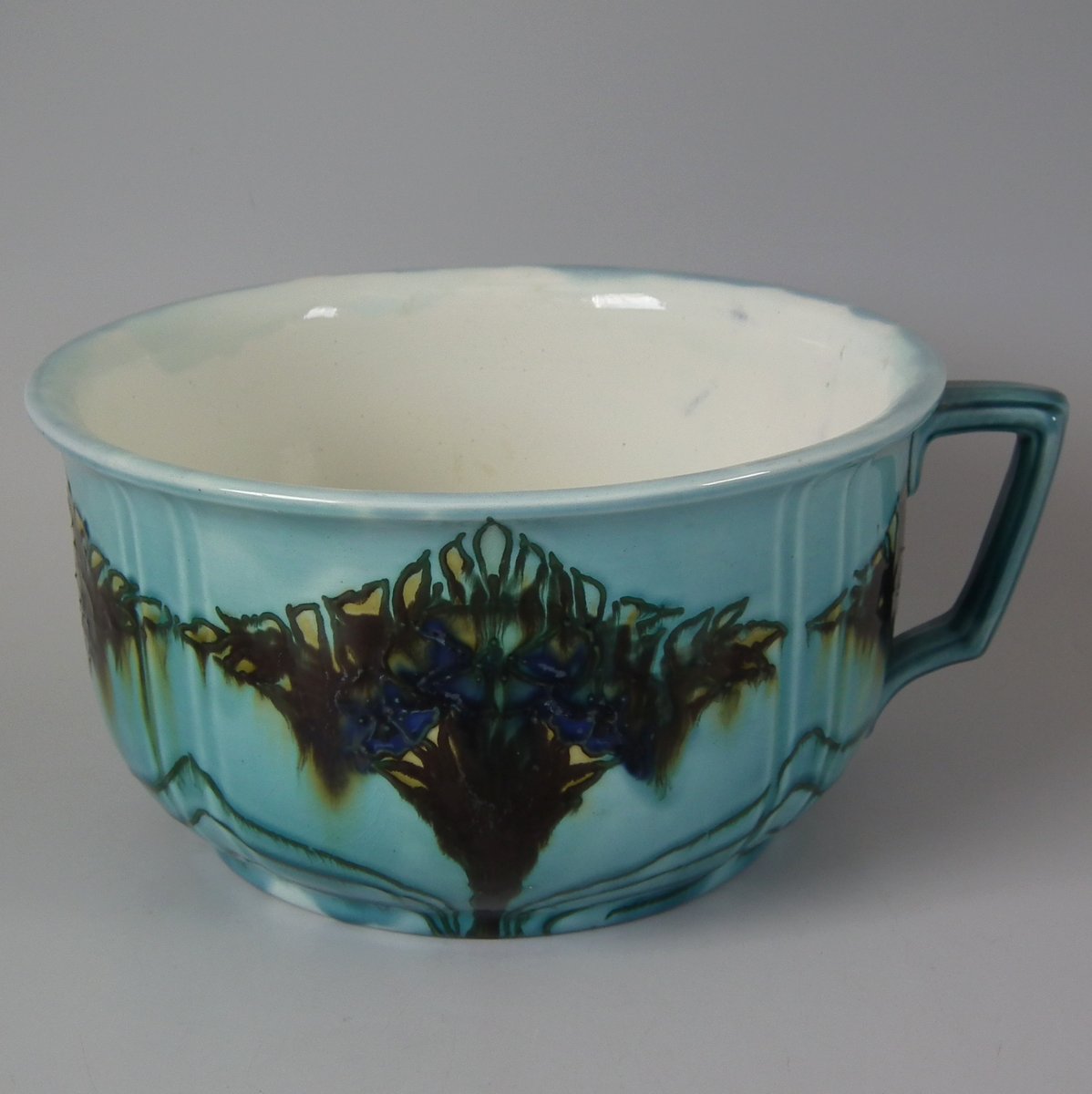 Minton Secessionist Chamber Pot - ID#20920 Image 1