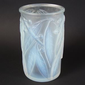 Rene Lalique Opalescent Glass 'Laurier' Vase