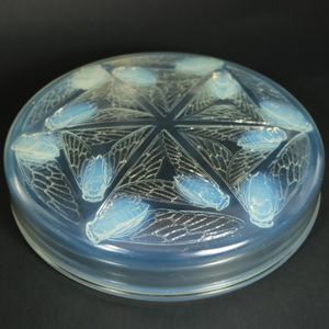 Rene Lalique Opalescent Glass 'Cigales' Box 