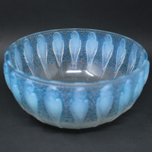 Rene Lalique Opalescent Glass 'Perruches' Bowl