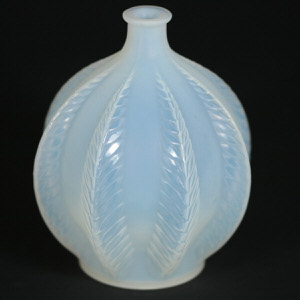 Rene Lalique Opalescent Glass 'Malines' Vase