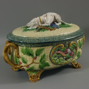 Minton Majolica Game Pie Dish with Gun Dog