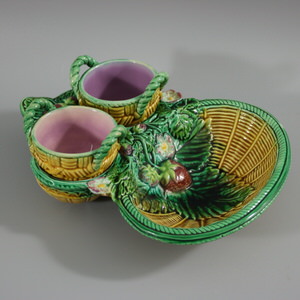 George Jones Majolica Strawberry Server