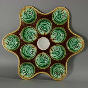 Wedgwood Majolica Fish Heads Oyster Plate