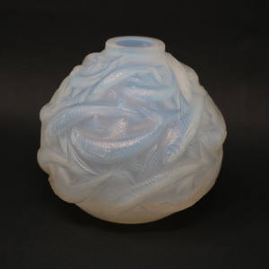 Rene Lalique Opalescent Glass 'Oleron' Vase