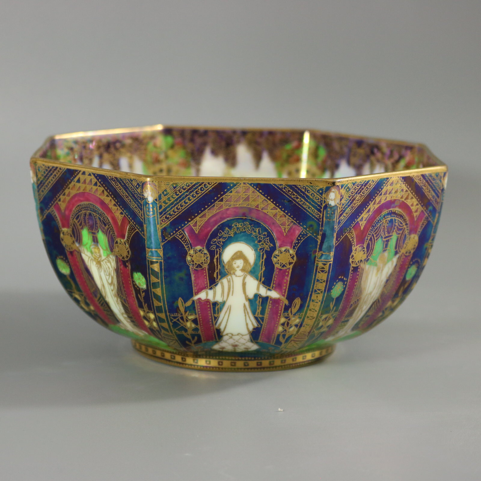 Wedgwood Fairyland Lustre 'Geisha' Octagonal Bowl - ID#23044 Image 1