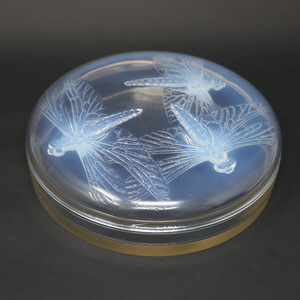 Rene Lalique Opalescent Glass 'Libellules' Box