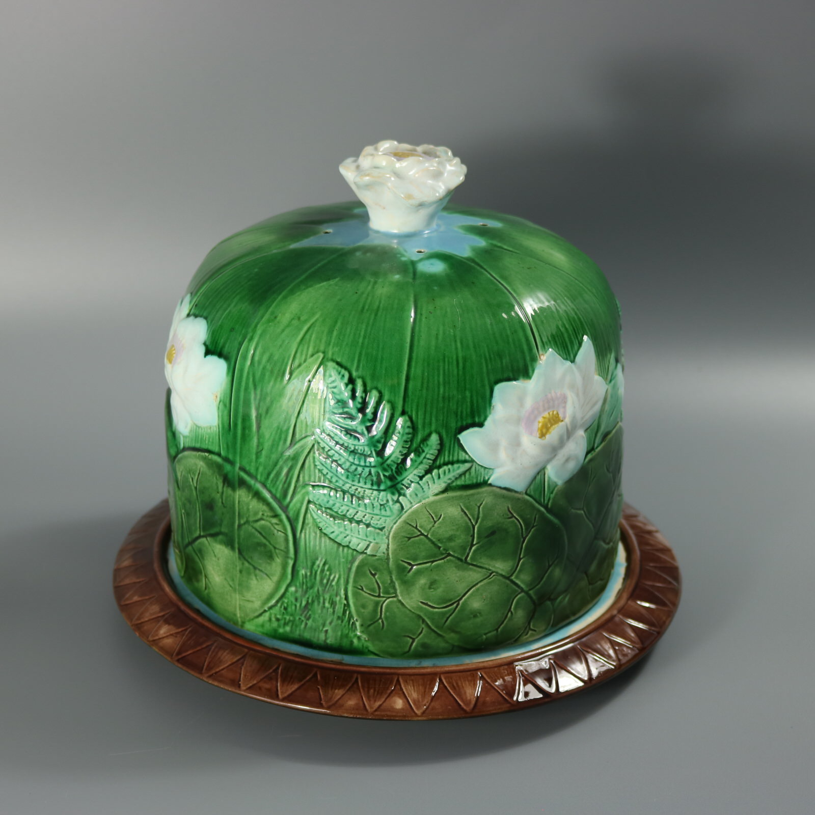 Holdcroft Majolica Pond Lily Cheese Dome And Stand - ID#22923 Image 2