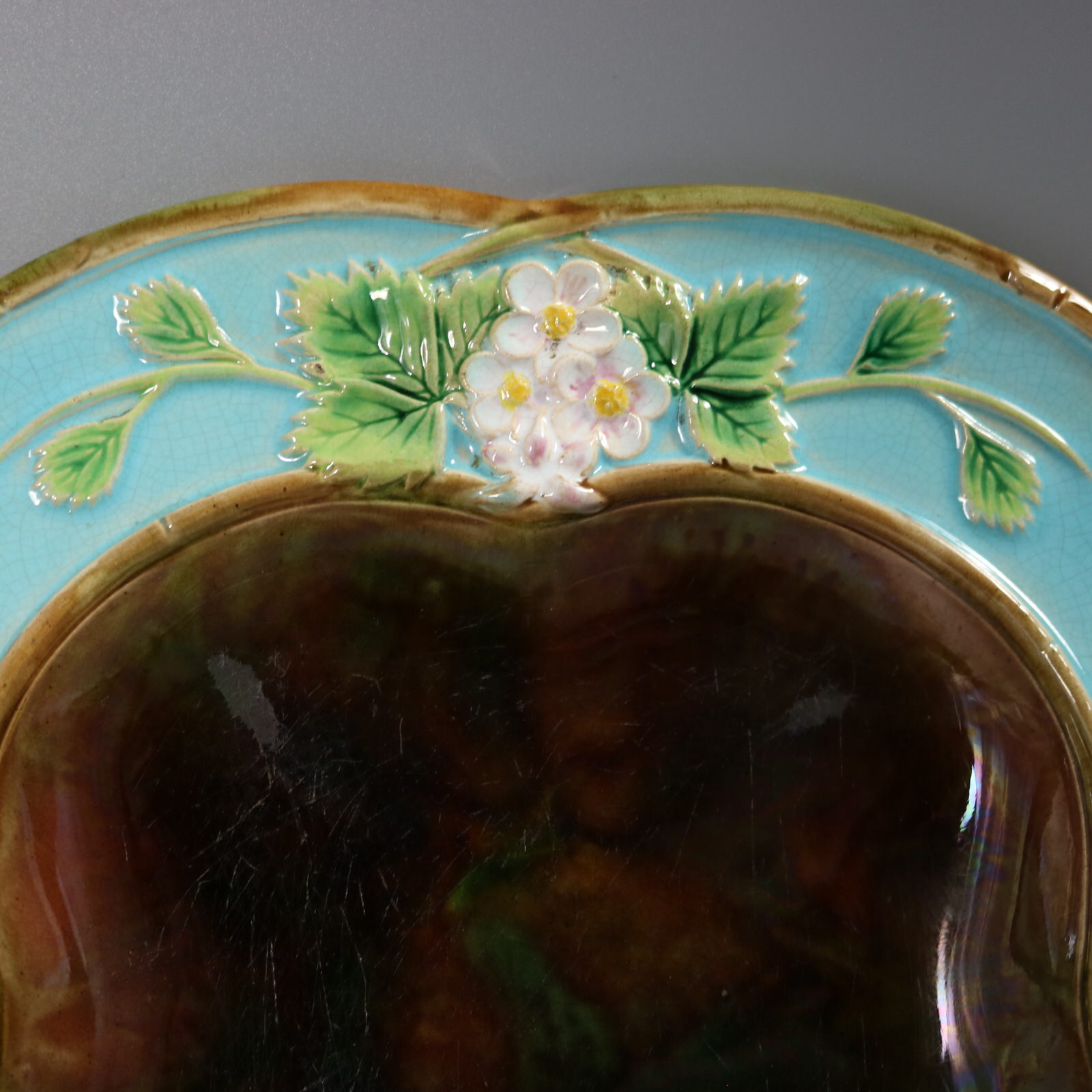 George Jones Majolica Strawberry Serving Dish - ID#23323 Image 2