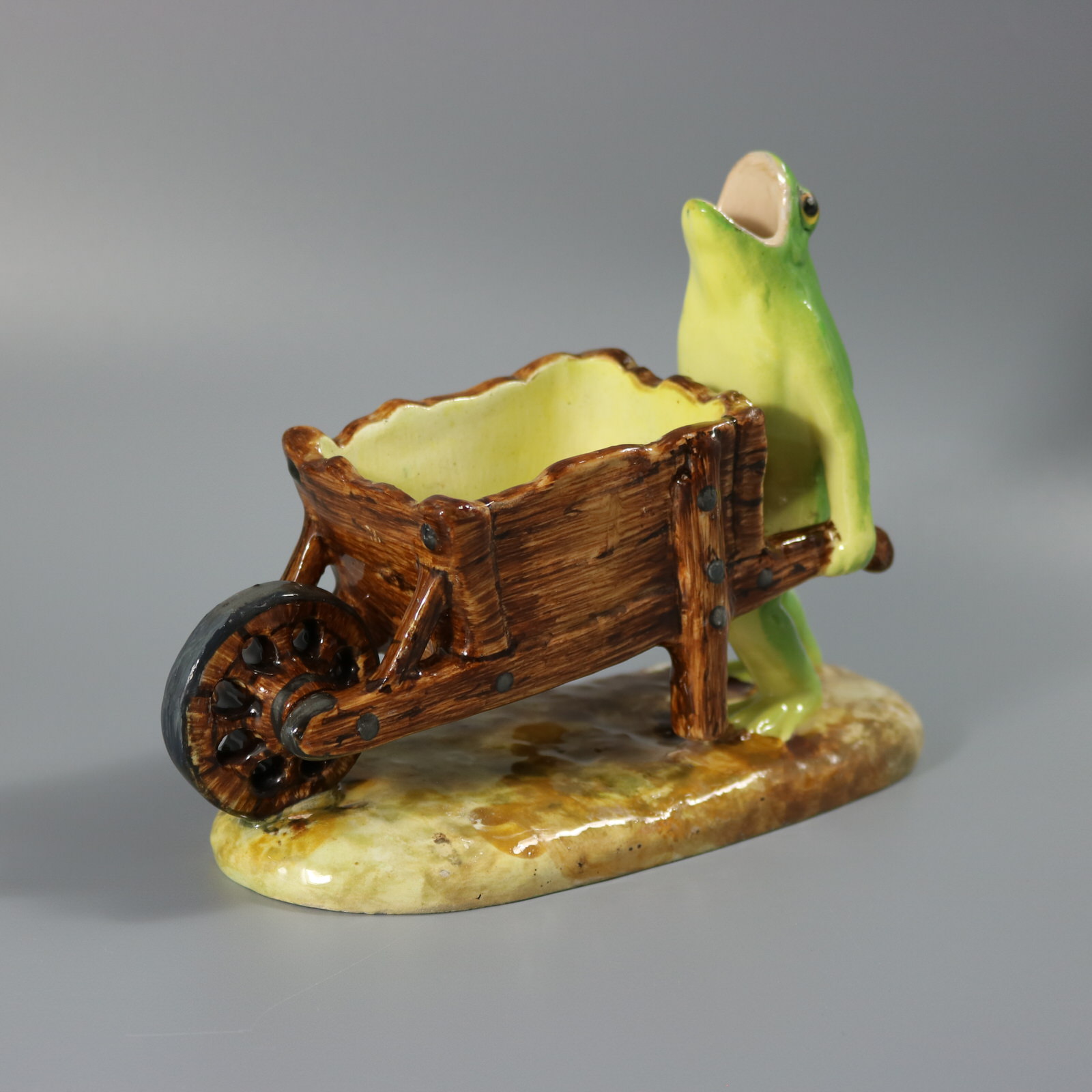 Jerome Massier Majolica Frog with Wheelbarrow - ID#23334 Image 4