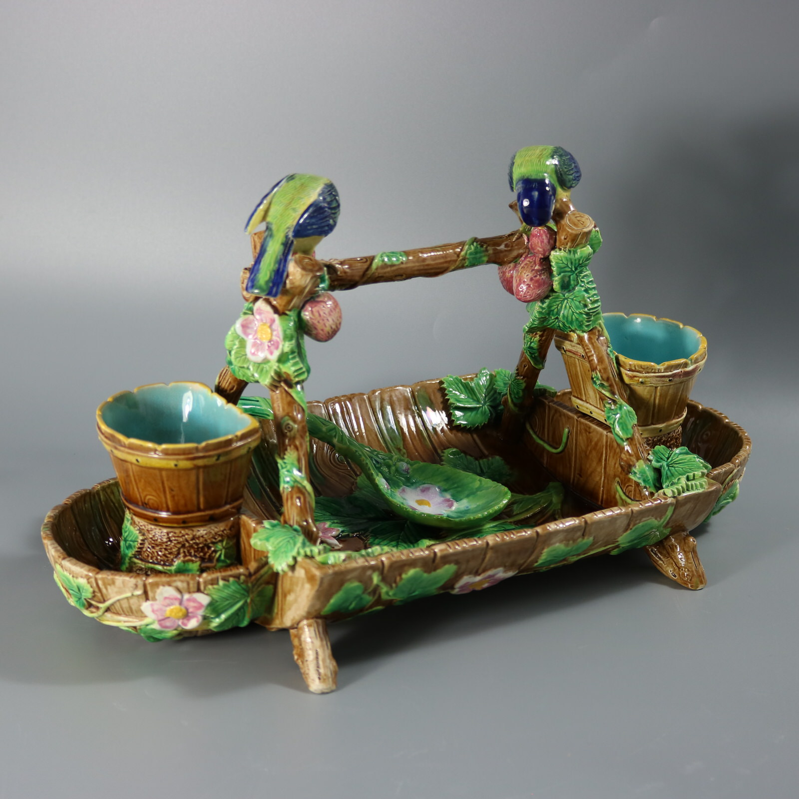 George Jones Majolica Blue Tit Strawberry Server - ID#23360 Image 3