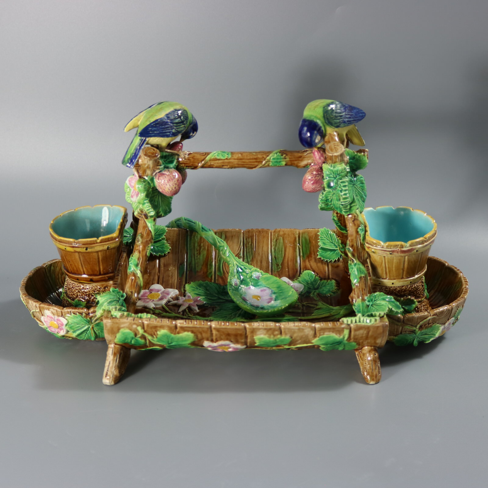 George Jones Majolica Blue Tit Strawberry Server - ID#23360 Image 4