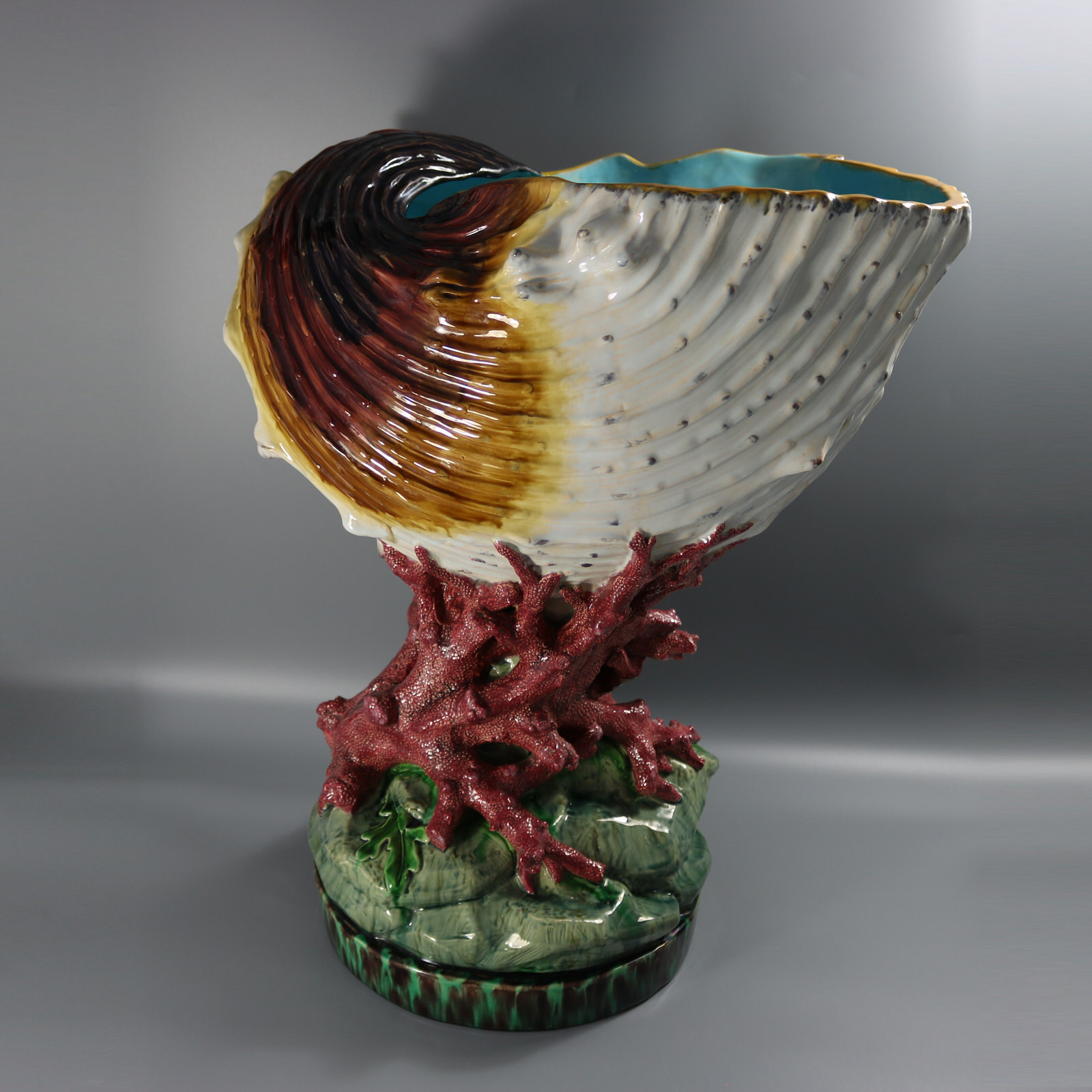 Monumental Minton Majolica Conch Shell Jardinière - ID#23363 Image 3