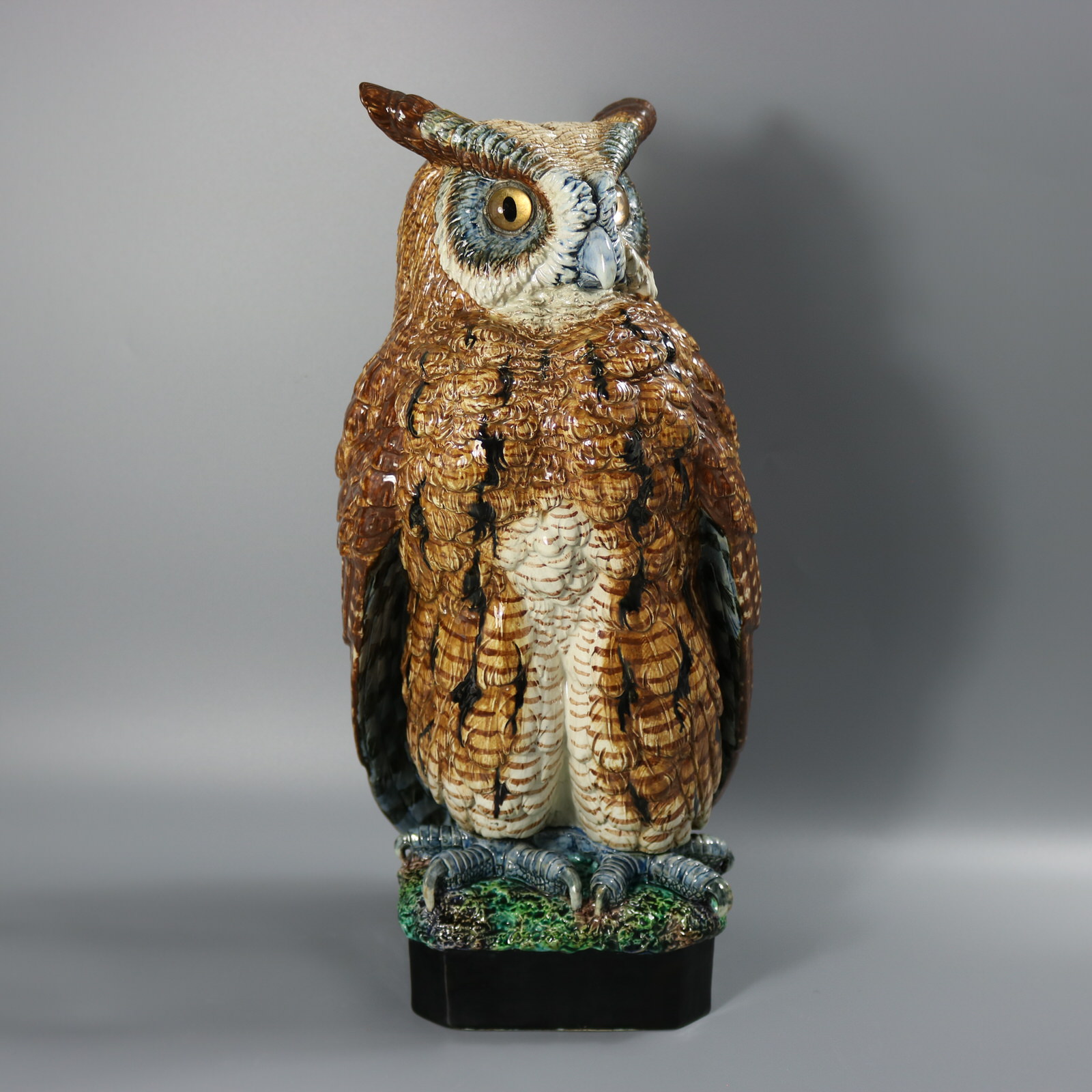 Rare Hugo Lonitz Majolica Eagle-Owl Figure - ID#23371 Image 4