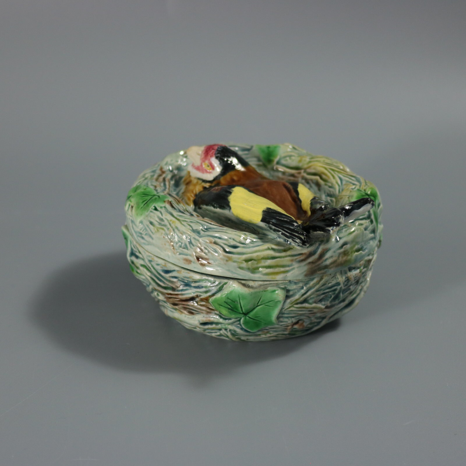 Minton Majolica Goldfinch on Nest Pot and Cover - ID#23372 Image 3