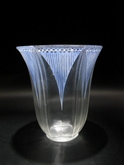 René Lalique Clear&blue stain Glass 'Campanule' vase