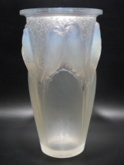 René Lalique Opalescent Glass 'Ceylan' vase
