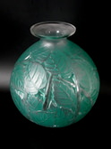 René Lalique Green stained Glass 'Milan' Vase