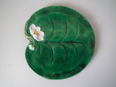 George Jones Majolica water lily plate
