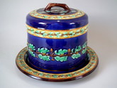 Wedgwood Majolica oak leaves cheese dome and stand