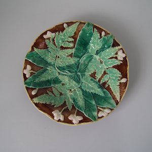 Majolica Fern Leaf and Flowers Plate