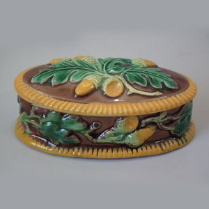 George Jones Majolica acorn match box & cover
