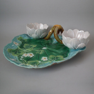 George Jones Majolica pond lily strawberry server