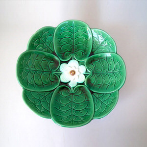 Large Majolica lily pad footed bowl