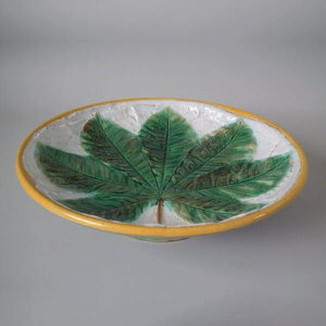 George Jones Majoilca Horse Chestnut Low Compote