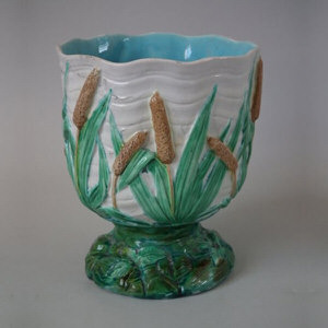 Royal Worcester Majolica Bulrush/Cattail Vase