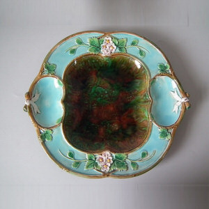 George Jones Majolica strawberry serving dish