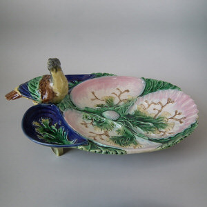 Majolica bird & shell seafood server