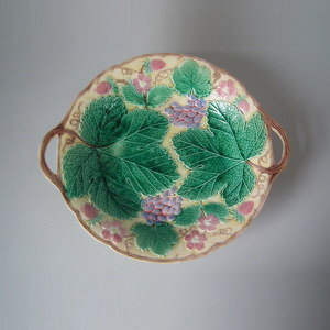 Wedgwood Majolica grape & strawberry compote