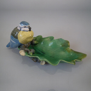 Minton Majolica 'Wilbraham tray' Blue tit dish