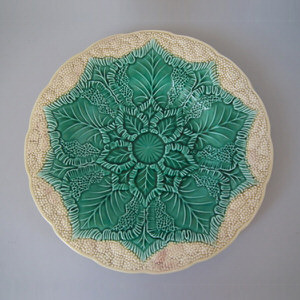 Wedgwood Majolica cauliflower plate