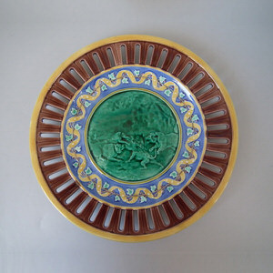 Wedgwood Majolica reticulated pictorial plate