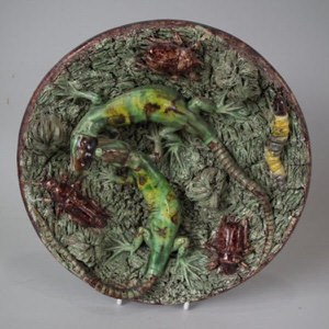 Mafra Majolica Palissy lizards and insects wall plate