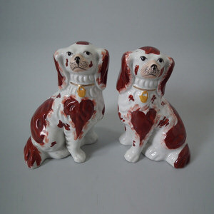 Small Pair Staffordshire russet&white leg free spaniels