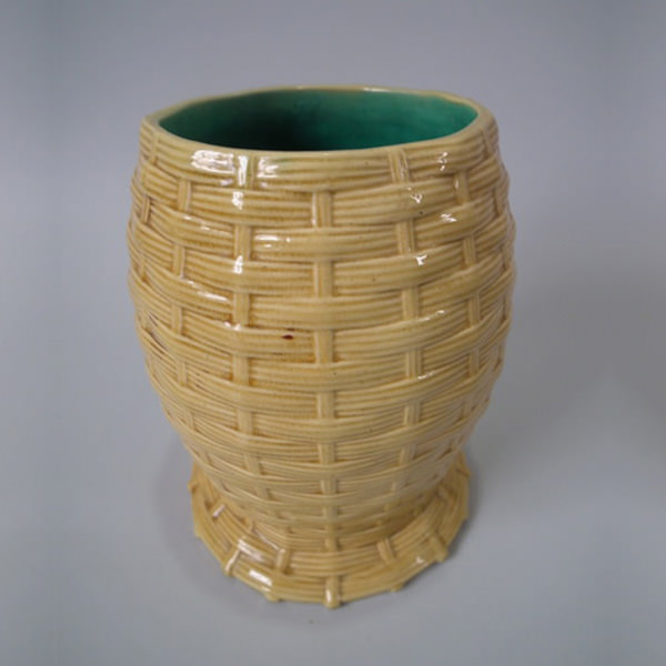 Mintons Majolica Basket weave vase - ID#18799 Image 1