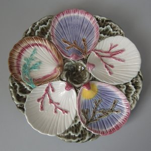 Wedgwood Majolica Scallop and Seaweed Oyster Plate