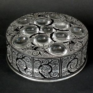 Rene Lalique Glass 'Roger' Box